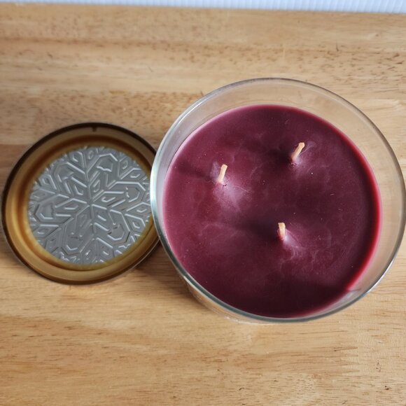 NWT Bath and Body Works, 3-Wick Candle, Wish - Christmas Spice - Picture 2 of 4